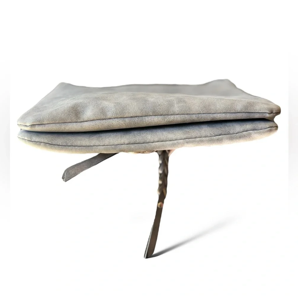 SOLD- VR NYC Braided O-Ring Messenger Crossbody Bag - Light Gray - Picture 6 of 16